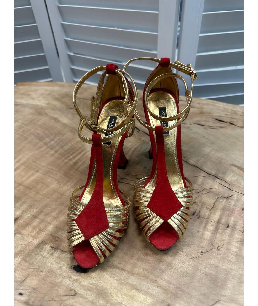 DOLCE&GABBANA Золотые кожаные босоножки, фото 2