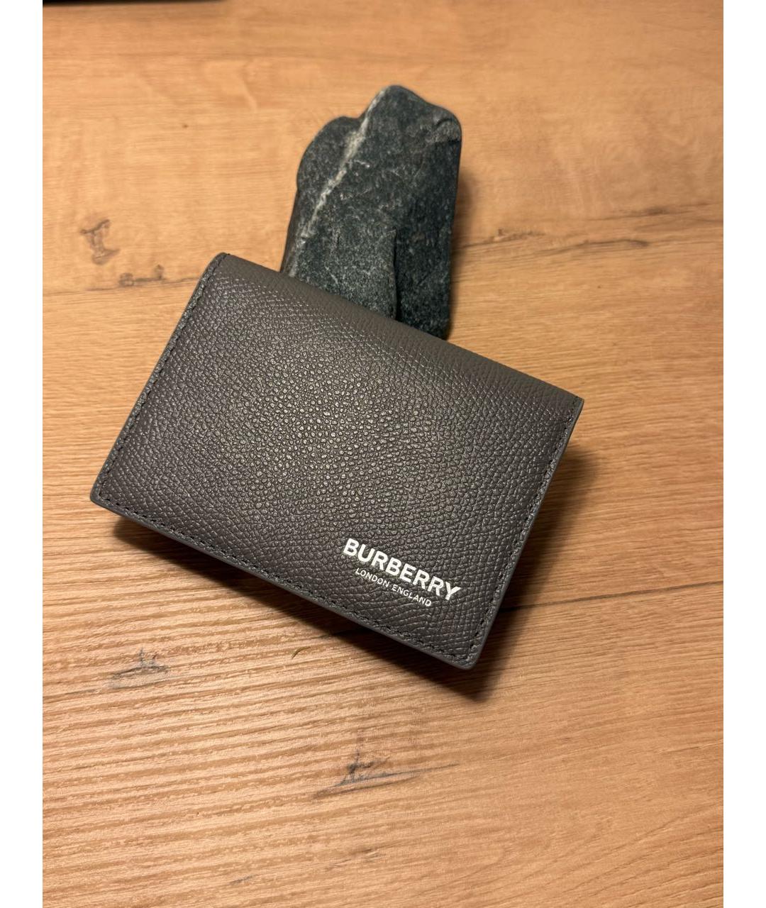 BURBERRY Серый кожаный кардхолдер, фото 4