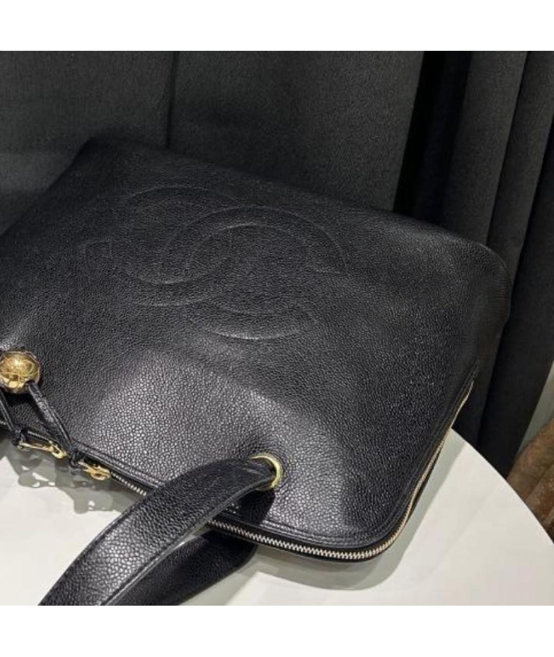 CHANEL Черная кожаная сумка с короткими ручками, фото 7