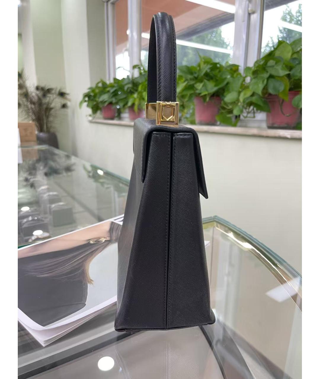 FERRAGAMO Черная кожаная сумка с короткими ручками, фото 4