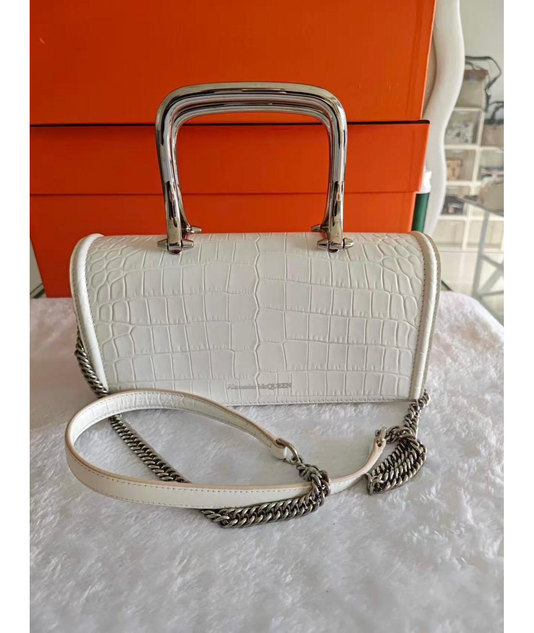 ALEXANDER MCQUEEN Белая кожаная сумка через плечо, фото 2