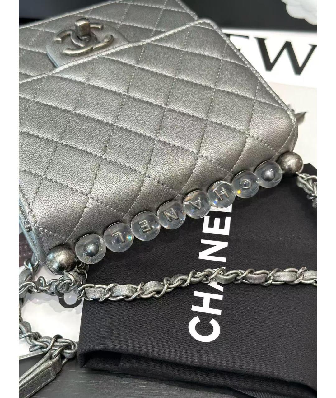 CHANEL Серая кожаная сумка через плечо, фото 2