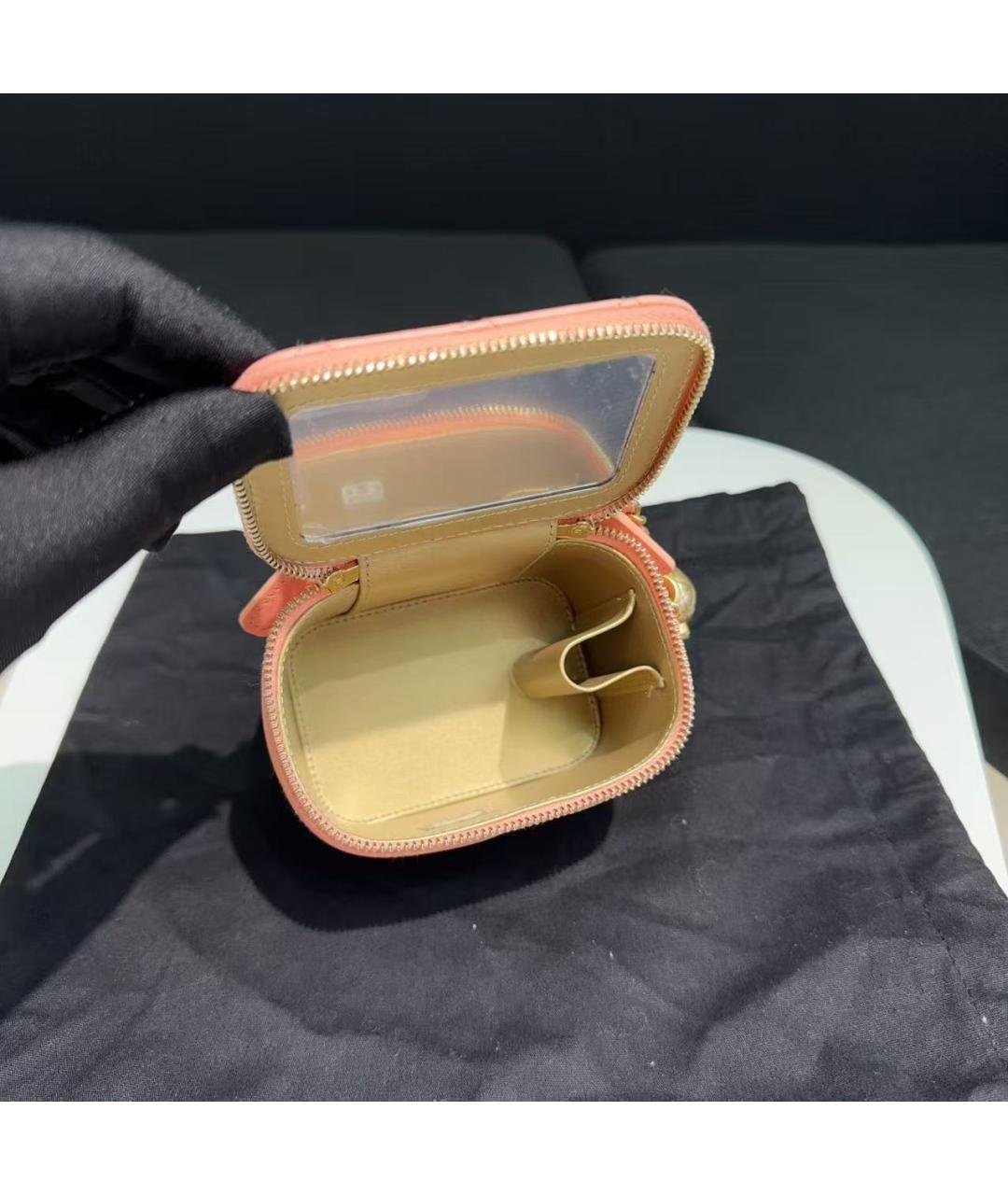 CHANEL Кожаная сумка через плечо, фото 5