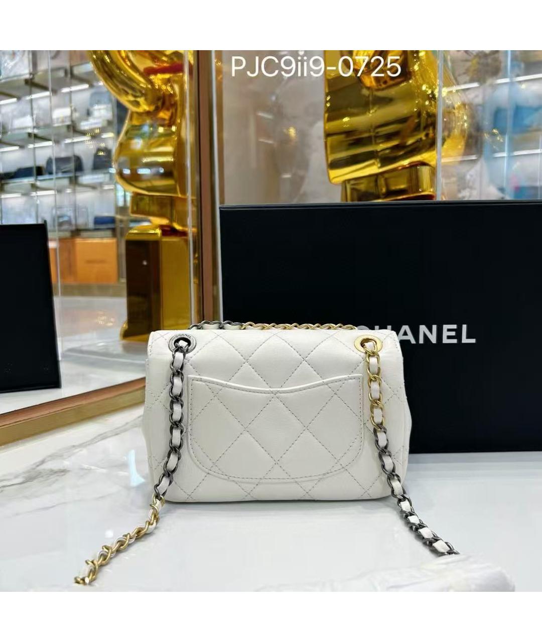 CHANEL Белая кожаная сумка через плечо, фото 4