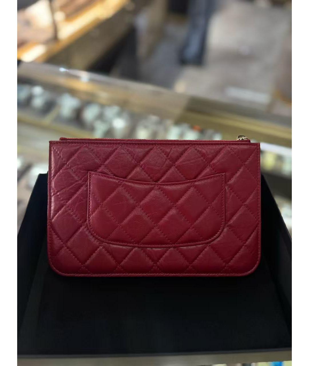 CHANEL Красная кожаная сумка через плечо, фото 3