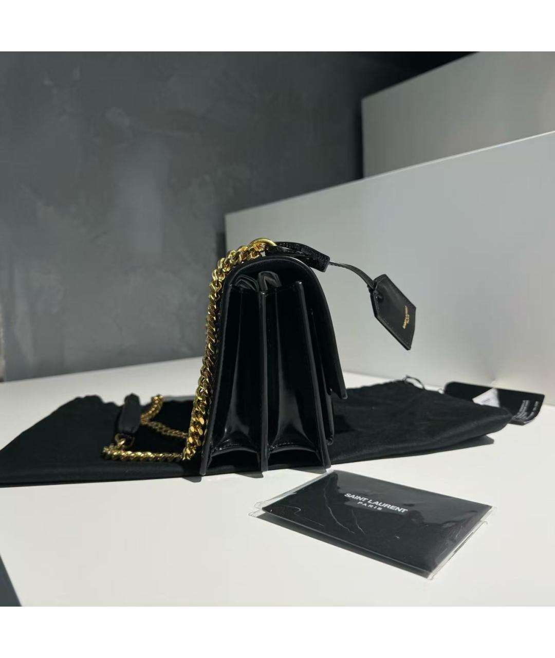 SAINT LAURENT Черная сумка через плечо из лакированной кожи, фото 3