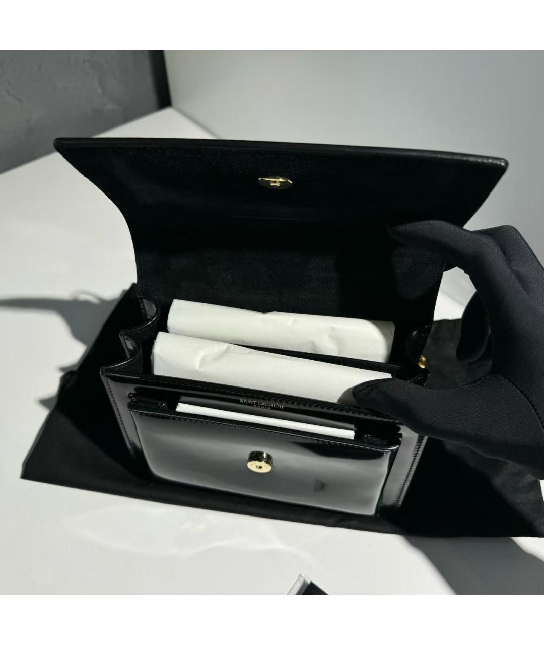 SAINT LAURENT Черная сумка через плечо из лакированной кожи, фото 5
