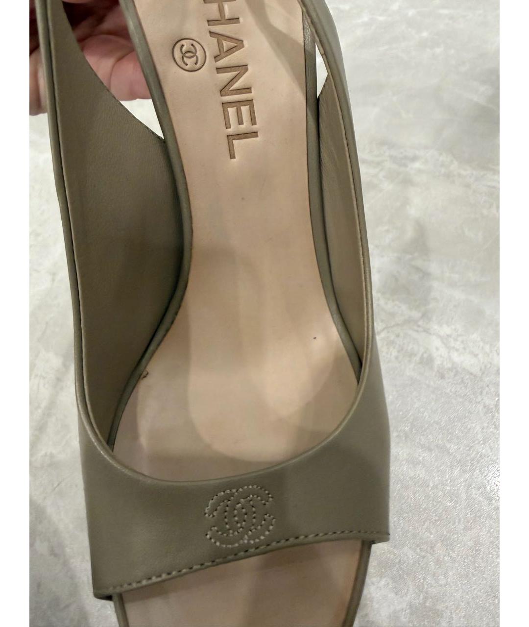 CHANEL Бежевые кожаные босоножки, фото 5
