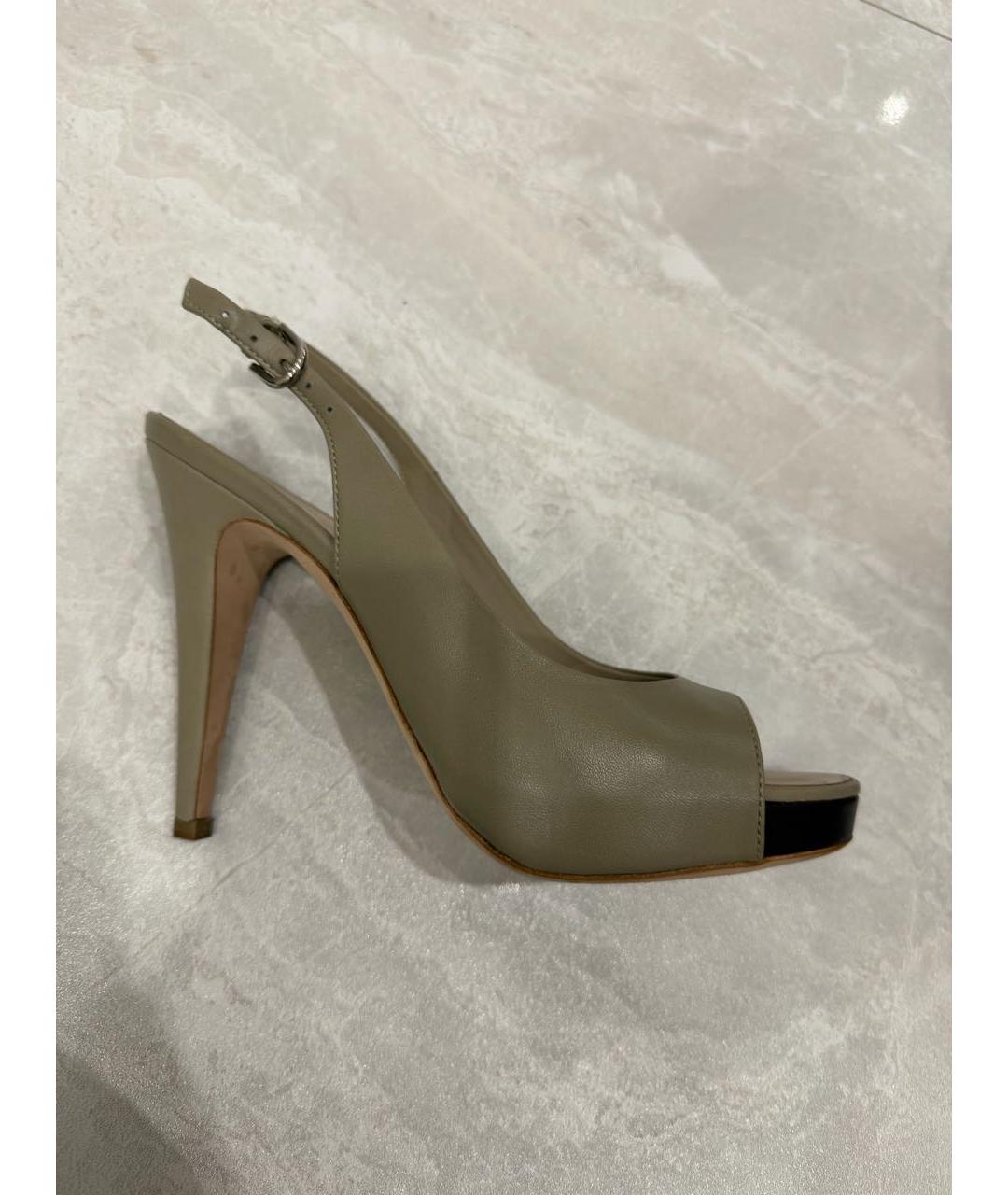 CHANEL Бежевые кожаные босоножки, фото 8