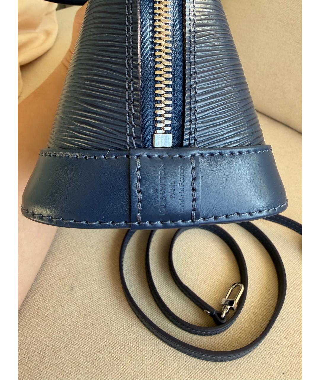 LOUIS VUITTON Темно-синяя кожаная сумка с короткими ручками, фото 6