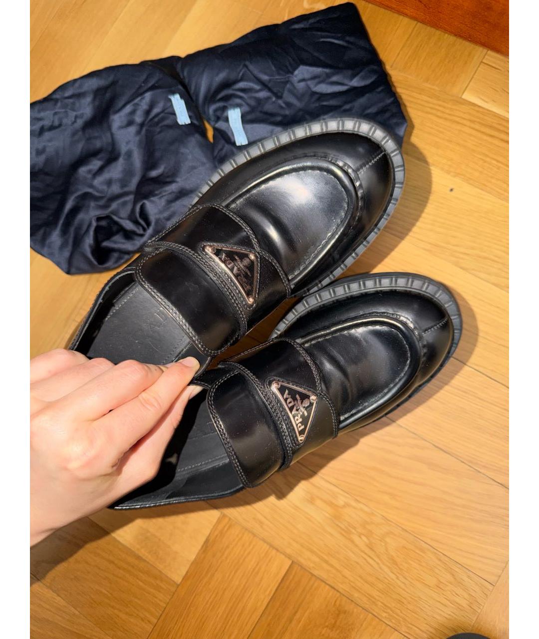 PRADA Черные кожаные лоферы, фото 3