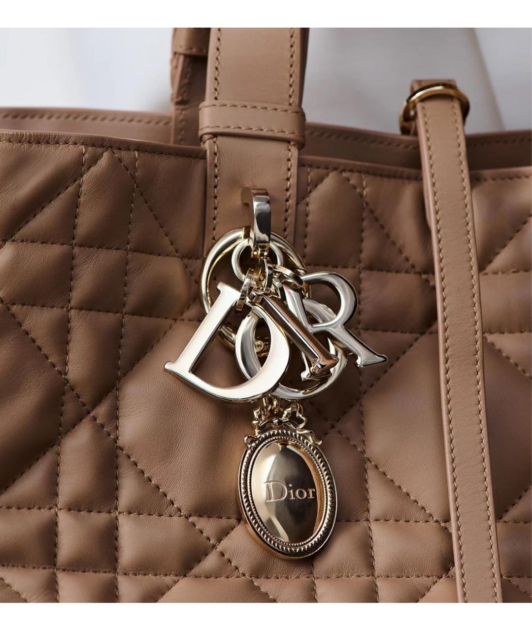 CHRISTIAN DIOR Золотой брелок, фото 2