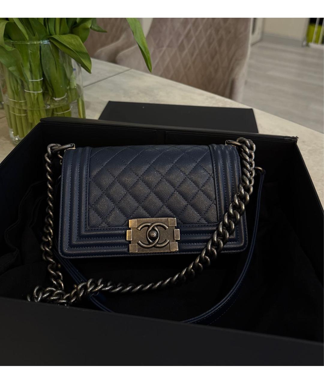 CHANEL Темно-синяя кожаная сумка через плечо, фото 6