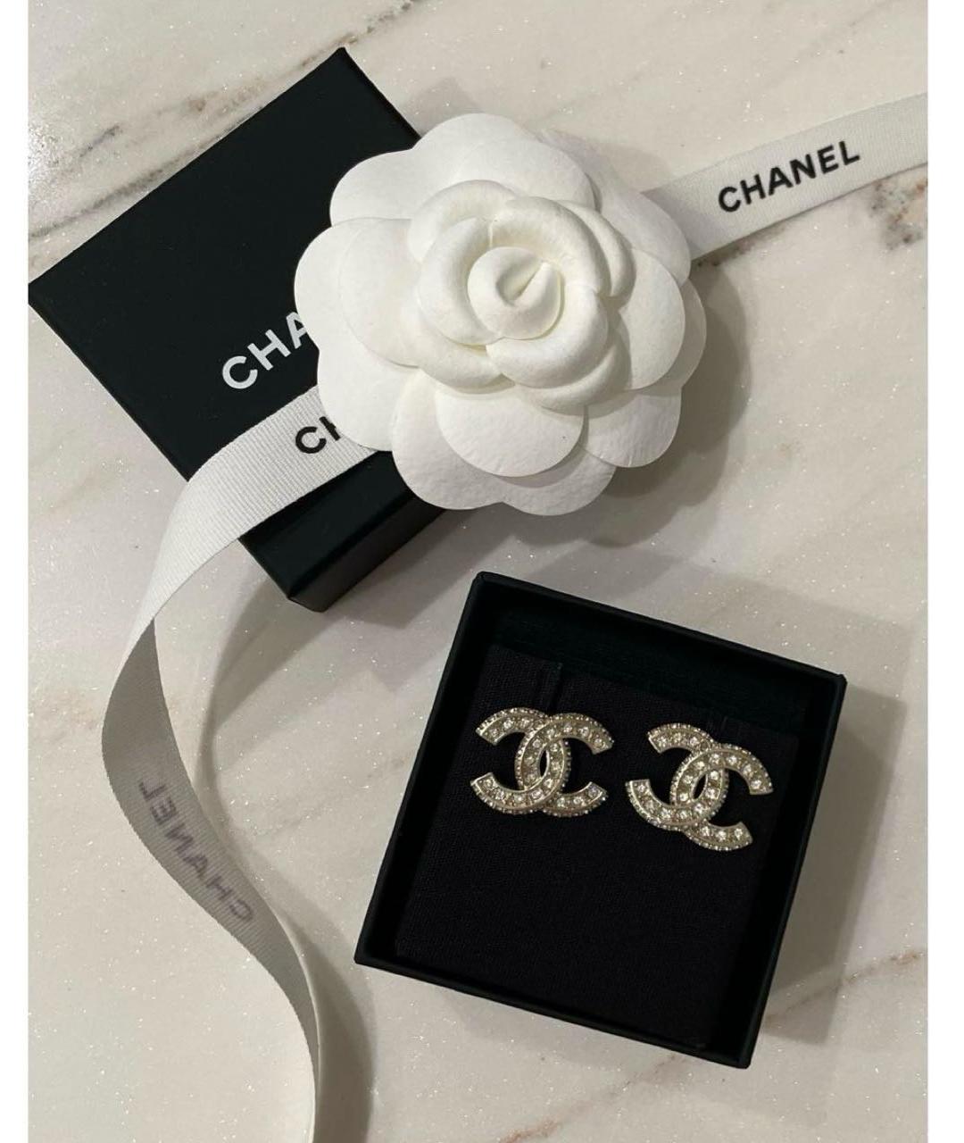 CHANEL Золотые металлические серьги, фото 3