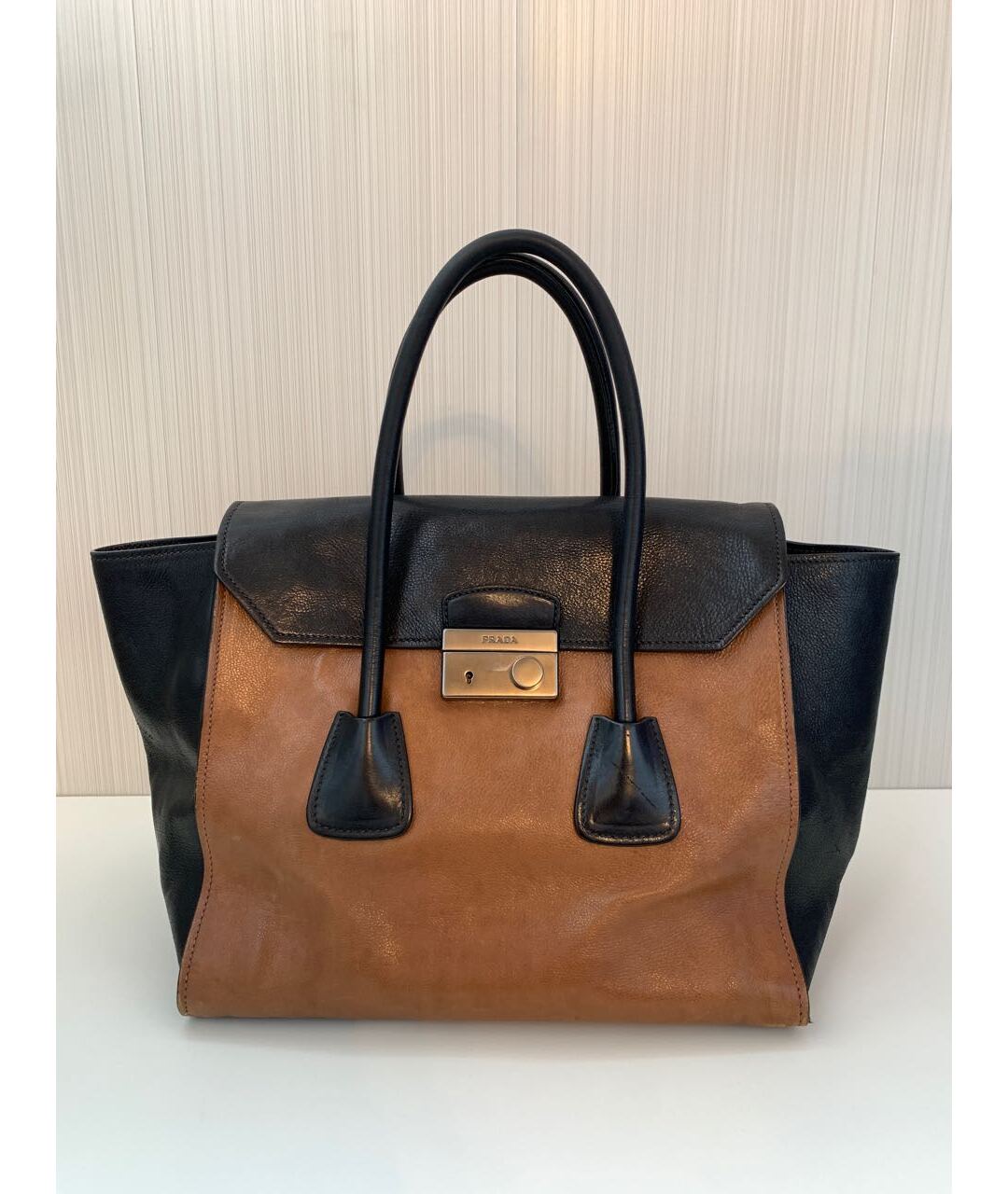 PRADA Черная кожаная сумка тоут, фото 9