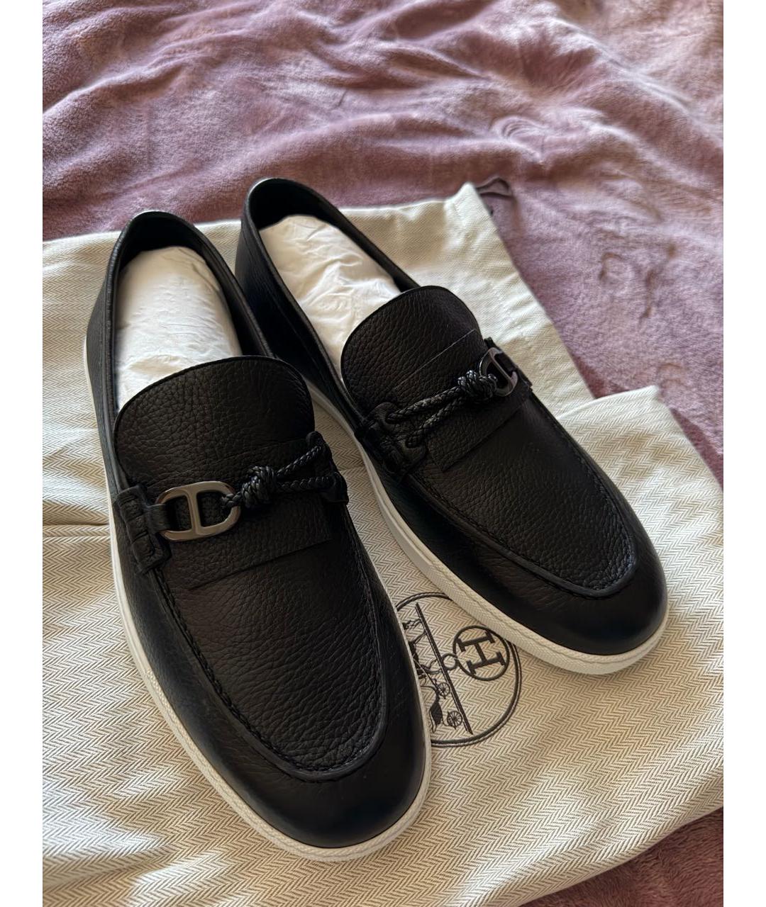 HERMES Черные кожаные мокасины, фото 2