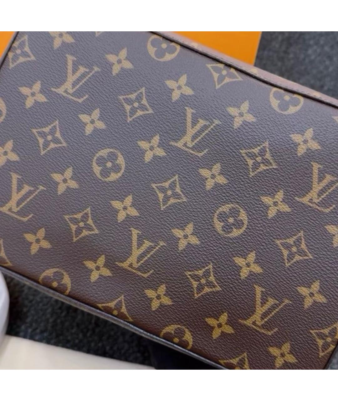 LOUIS VUITTON Коричневая сумка через плечо, фото 4