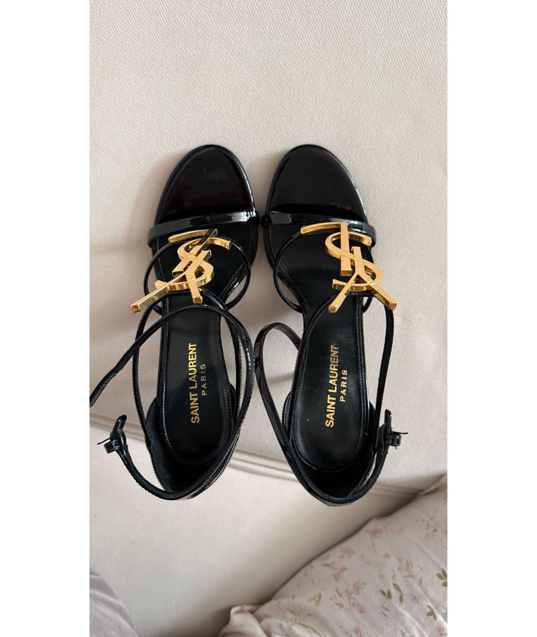 SAINT LAURENT Черные босоножки из лакированной кожи, фото 3