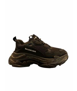 BALENCIAGA Низкие кроссовки / кеды