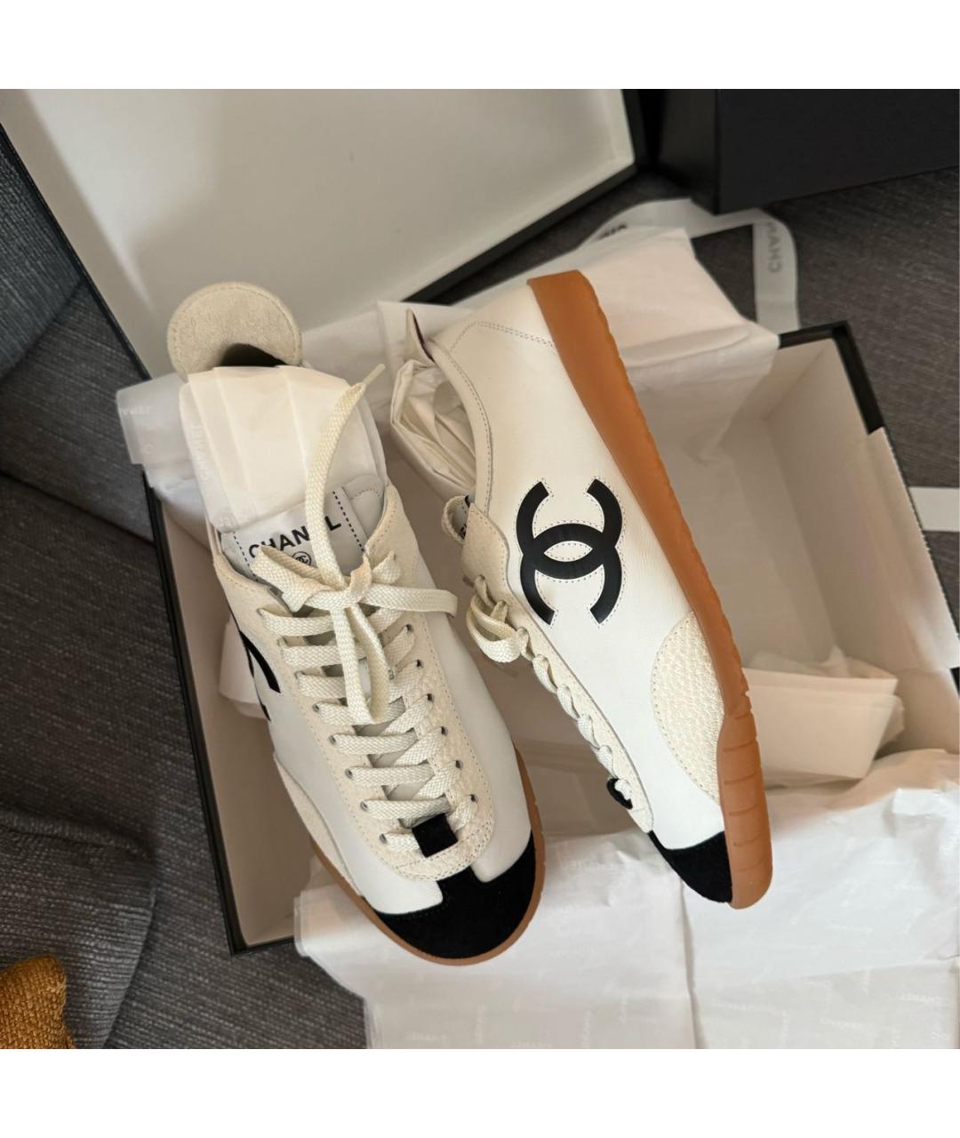 CHANEL Белые кожаные кеды, фото 4