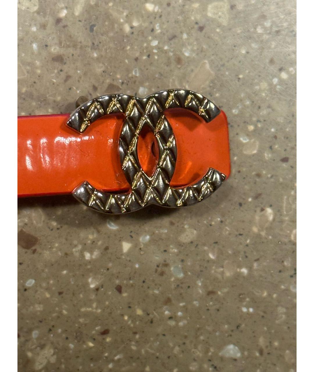 CHANEL Оранжевый ремень из лакированной кожи, фото 2