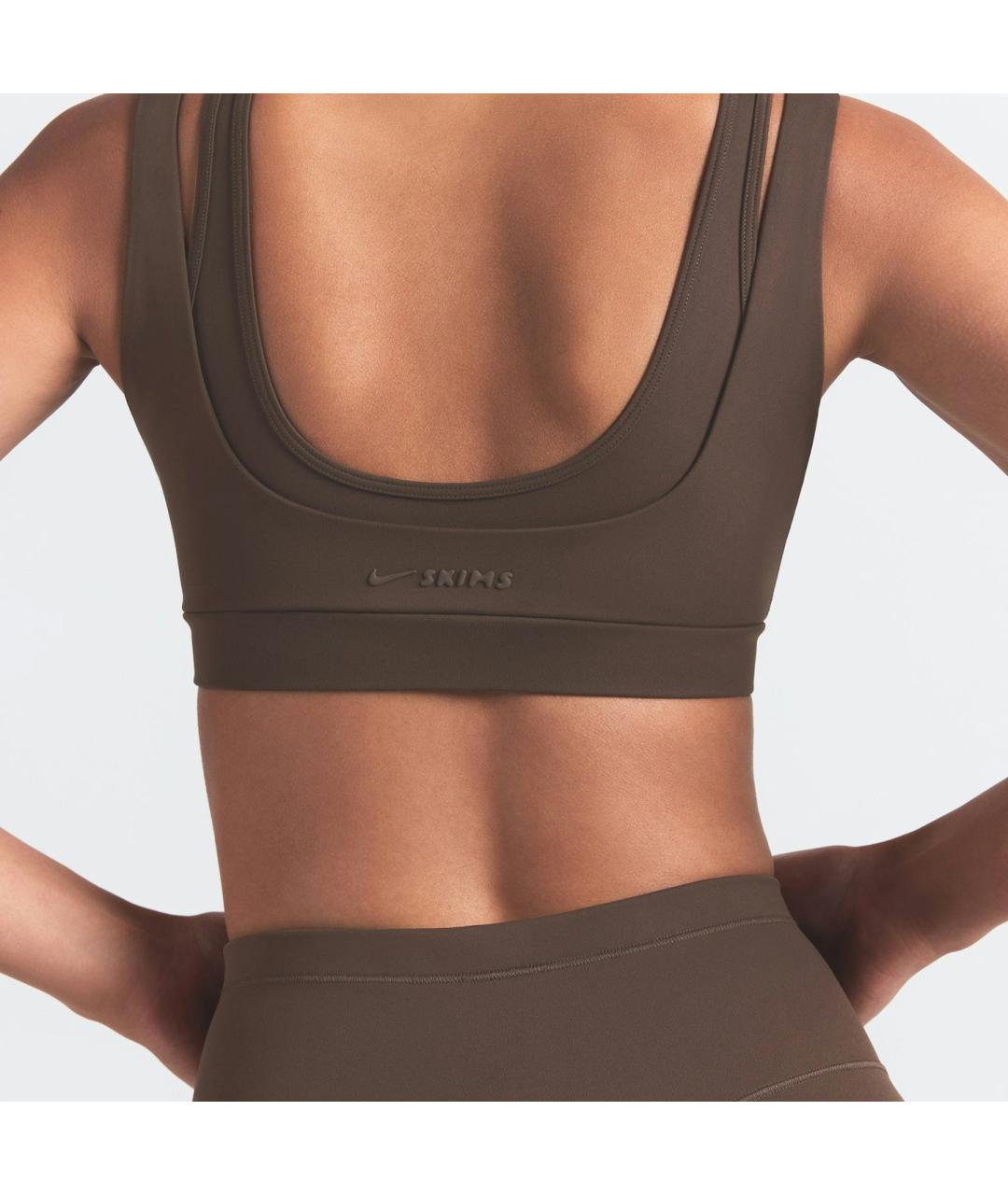 SKIMS Коричневая полиамидовая майка, фото 3