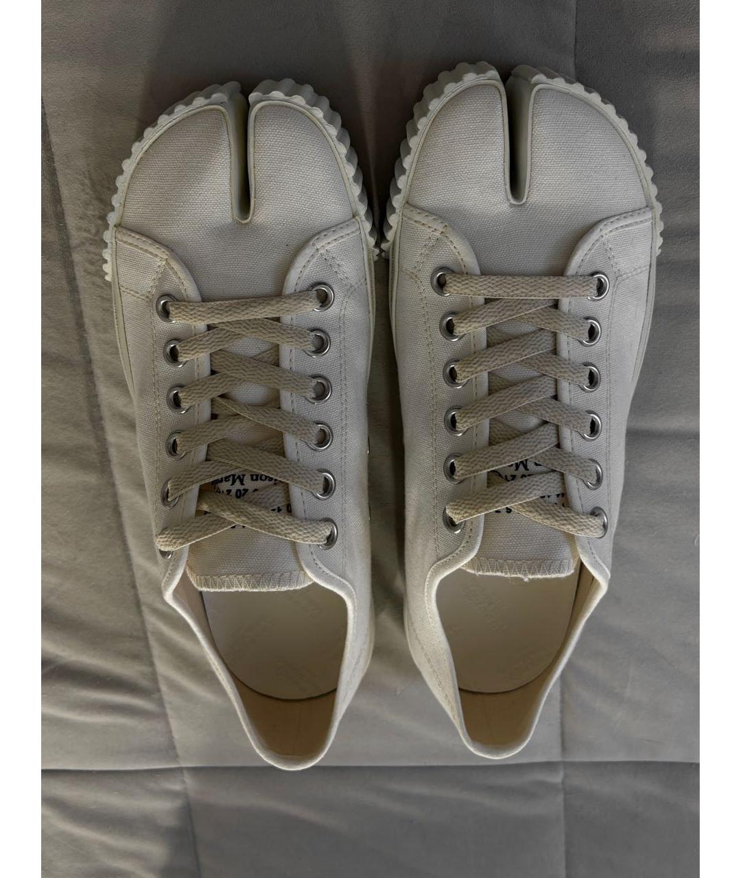 MAISON MARGIELA Белые текстильные низкие кроссовки / кеды, фото 2