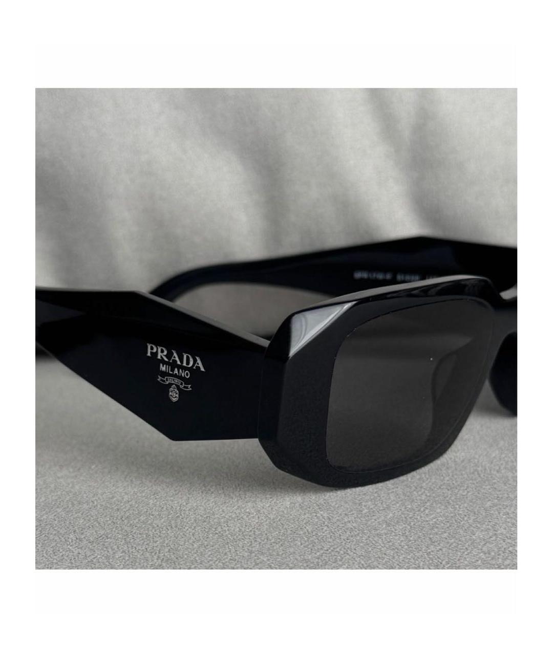 PRADA Черные пластиковые солнцезащитные очки, фото 3