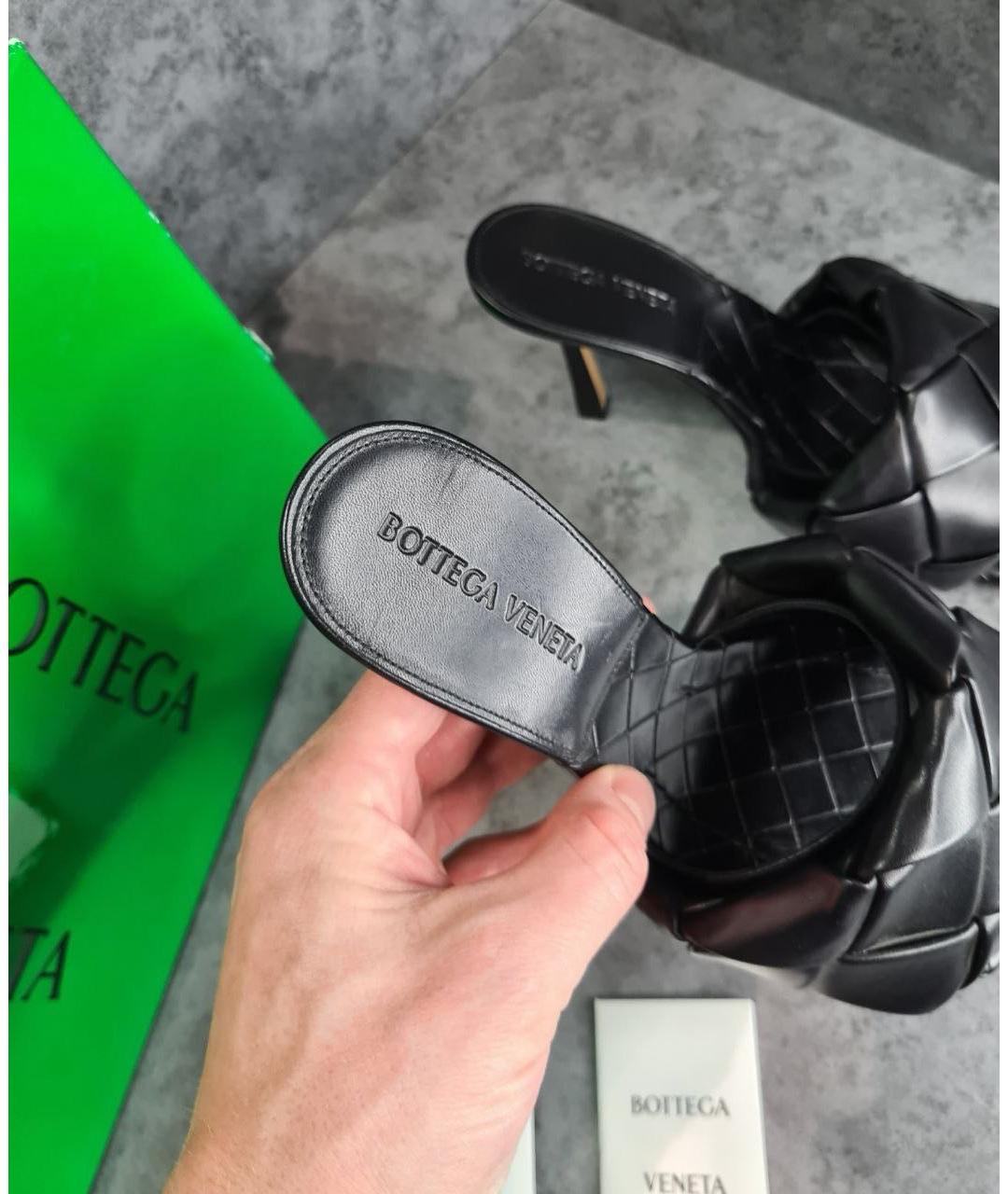 BOTTEGA VENETA Черные кожаные мюли, фото 4