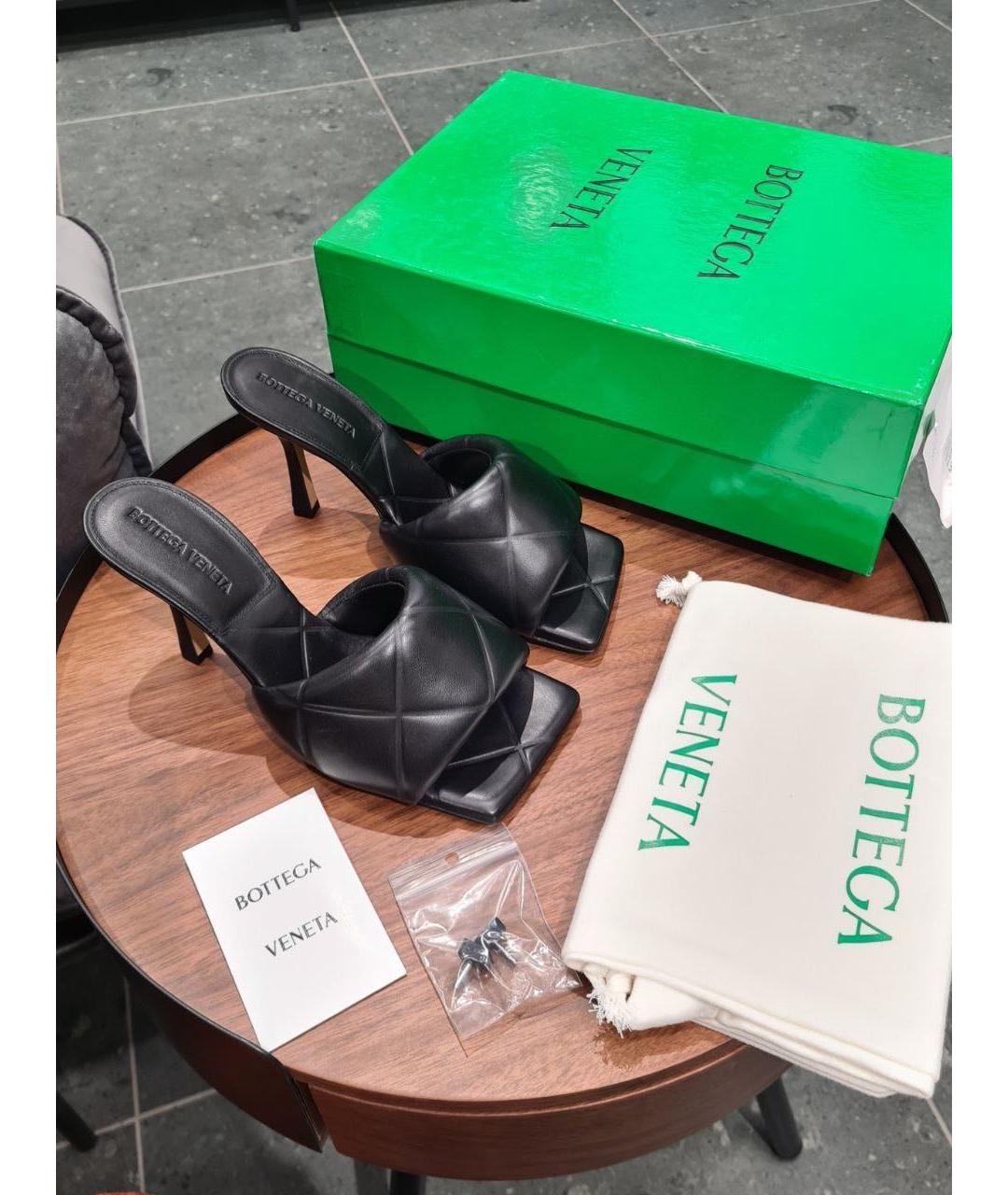 BOTTEGA VENETA Черные кожаные мюли, фото 6