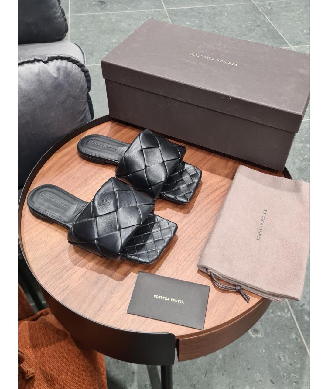 BOTTEGA VENETA Черные кожаные шлепанцы, фото 2