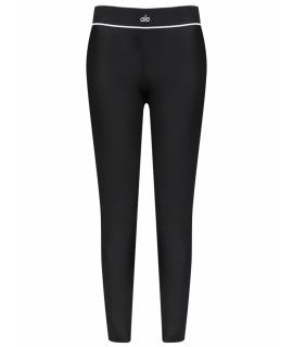 ALO YOGA Спортивные брюки и шорты