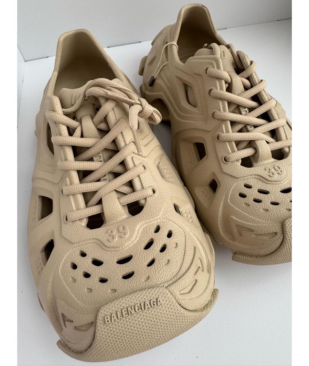 BALENCIAGA Бежевые резиновые кроссовки, фото 5