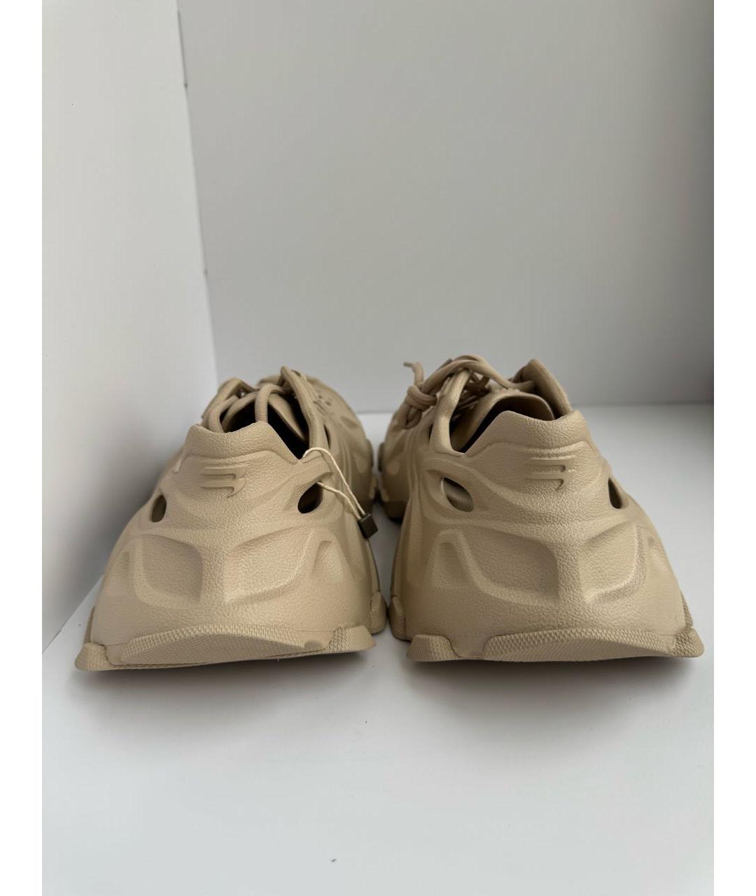 BALENCIAGA Бежевые резиновые кроссовки, фото 4