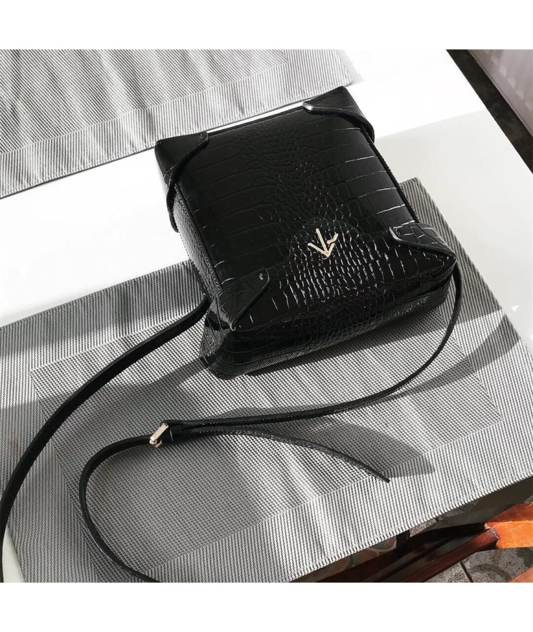 MANU ATELIER Черная кожаная сумка через плечо, фото 6