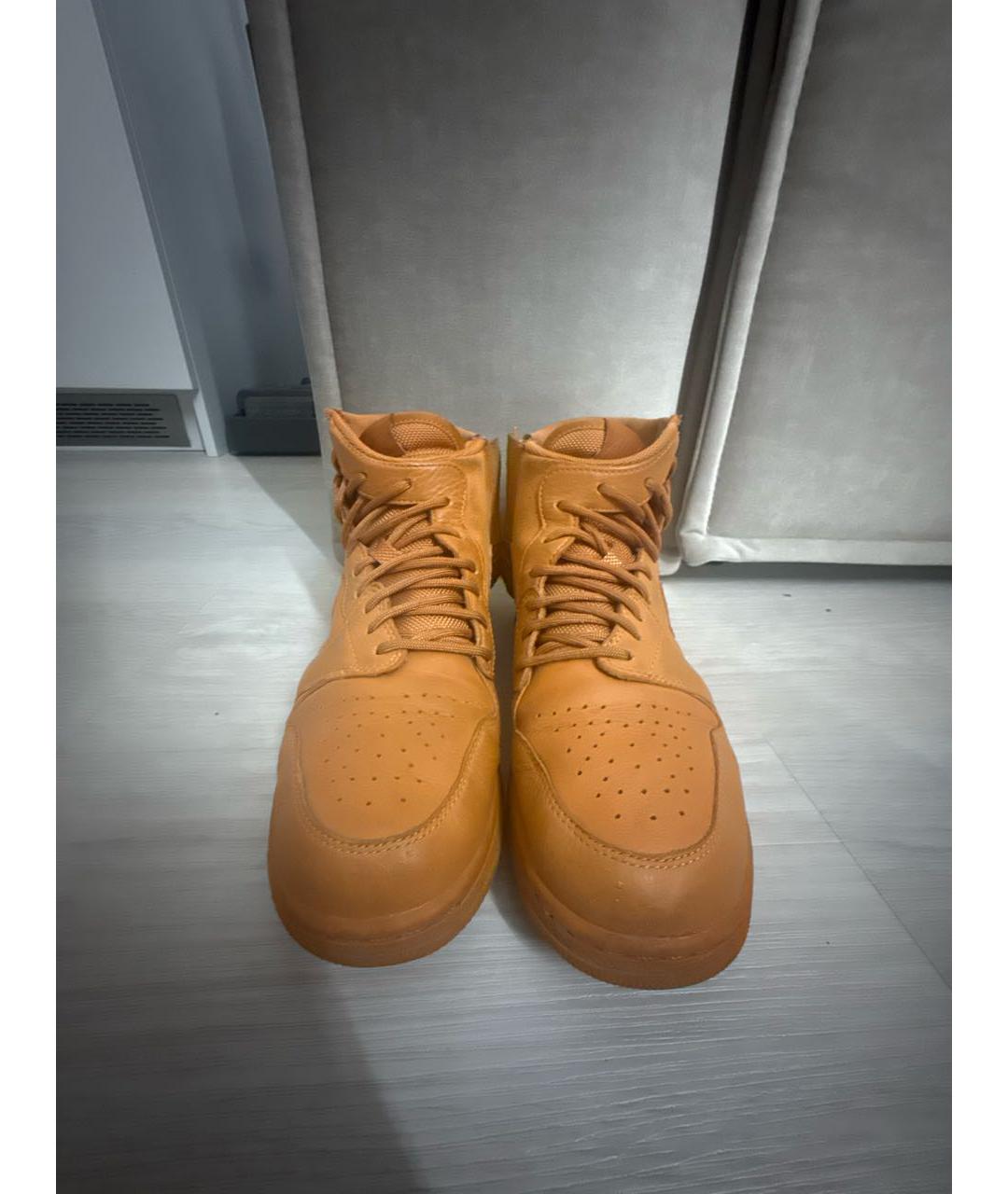 JORDAN Оранжевое кожаные кроссовки, фото 2