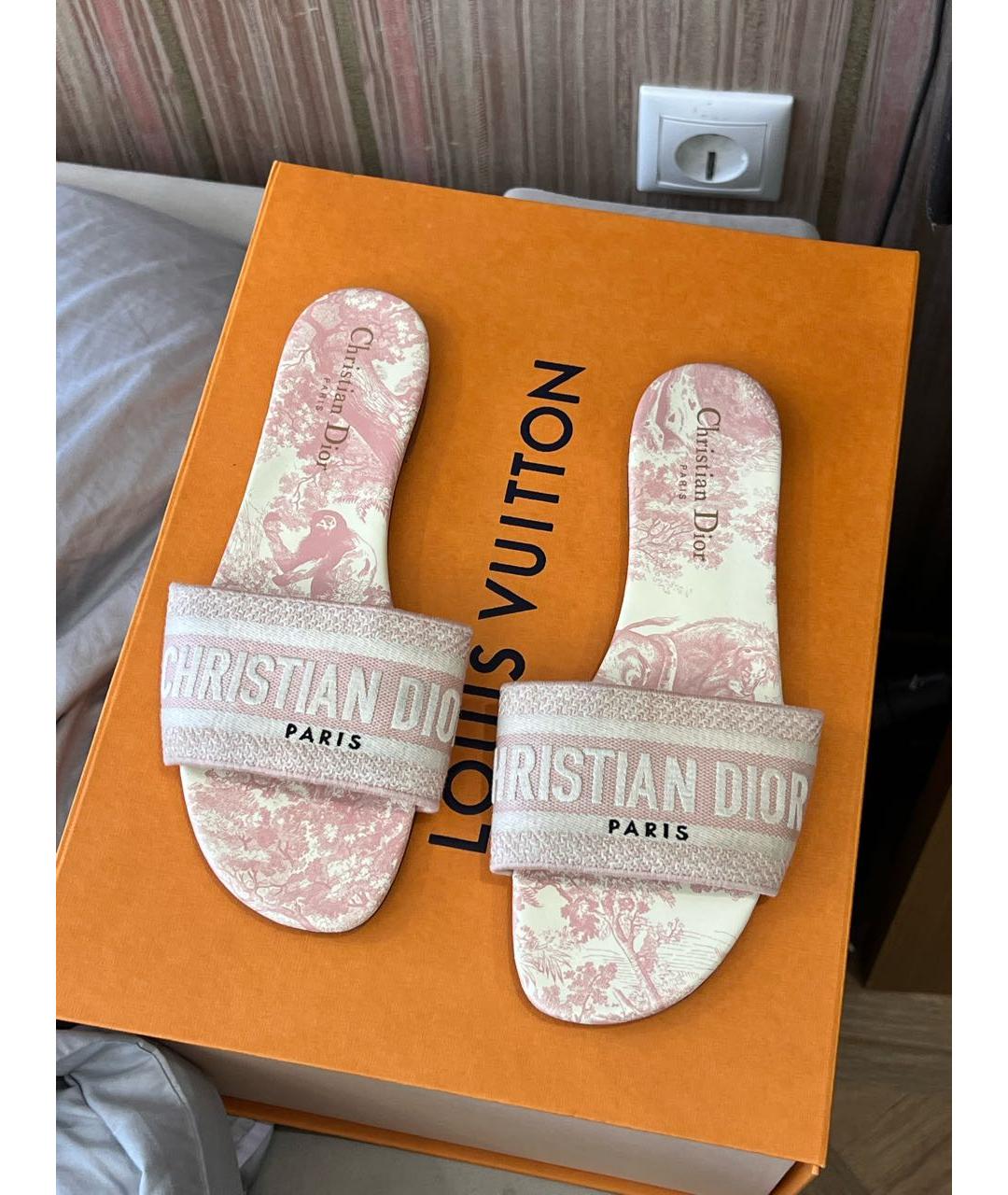 CHRISTIAN DIOR Розовые кожаные шлепанцы, фото 2
