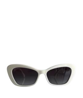 CHANEL Солнцезащитные очки