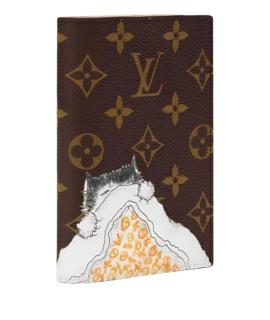 LOUIS VUITTON Обложка/футляр