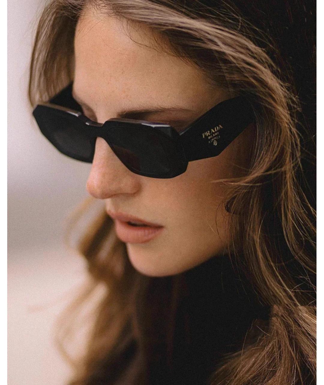 PRADA Черные пластиковые солнцезащитные очки, фото 5