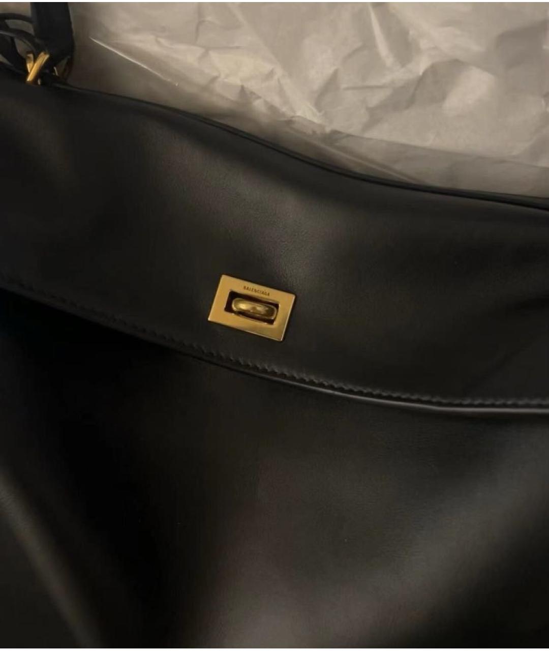 BALENCIAGA Черная кожаная сумка через плечо, фото 3