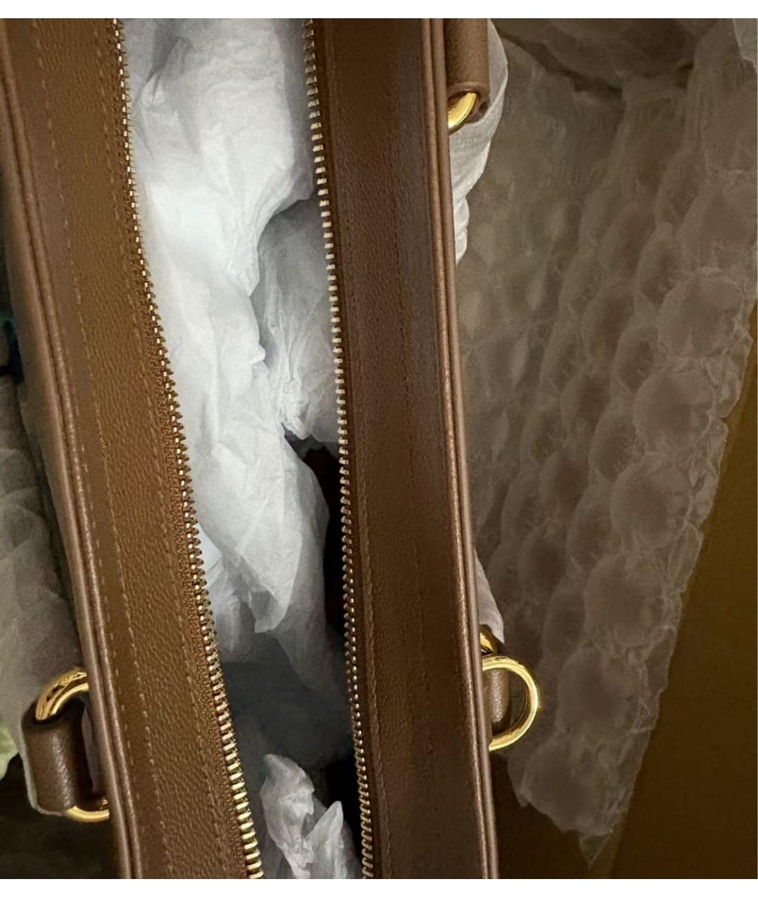 BURBERRY Коричневая кожаная сумка с короткими ручками, фото 8