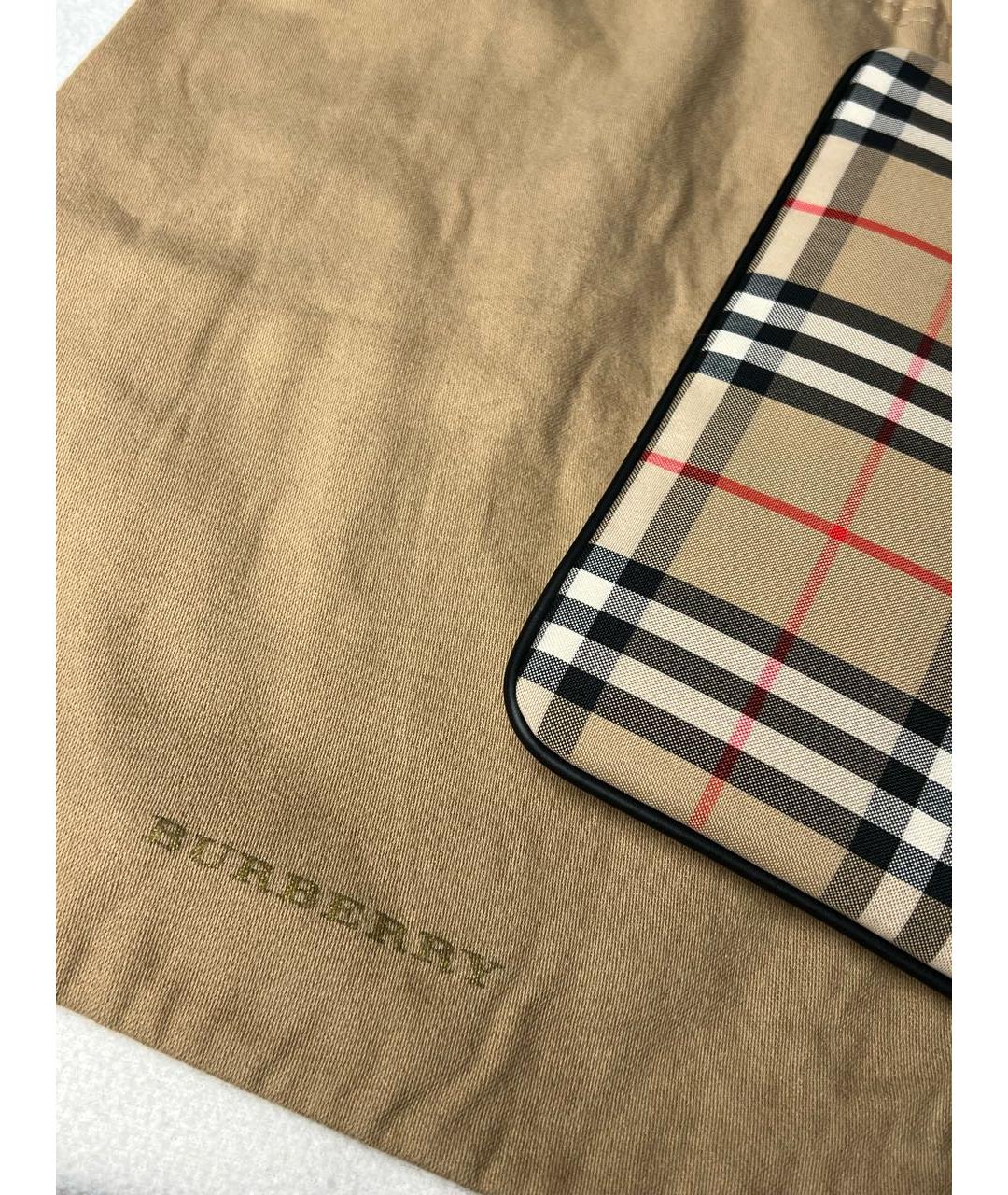 BURBERRY Бежевая ключница, фото 8