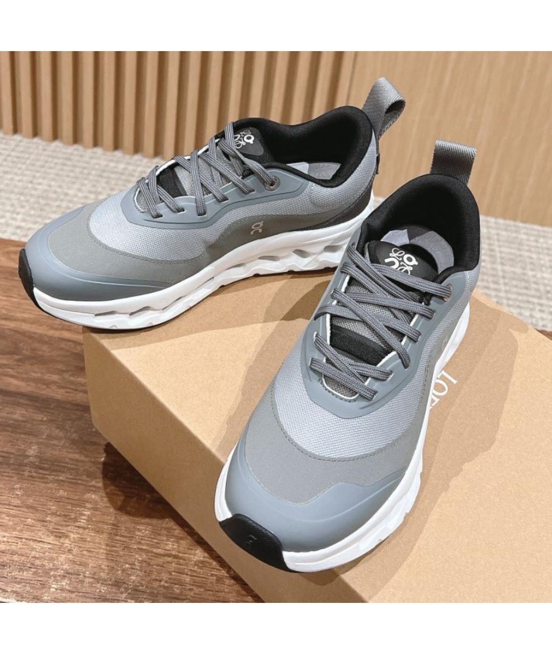 LOEWE Серые кроссовки, фото 4