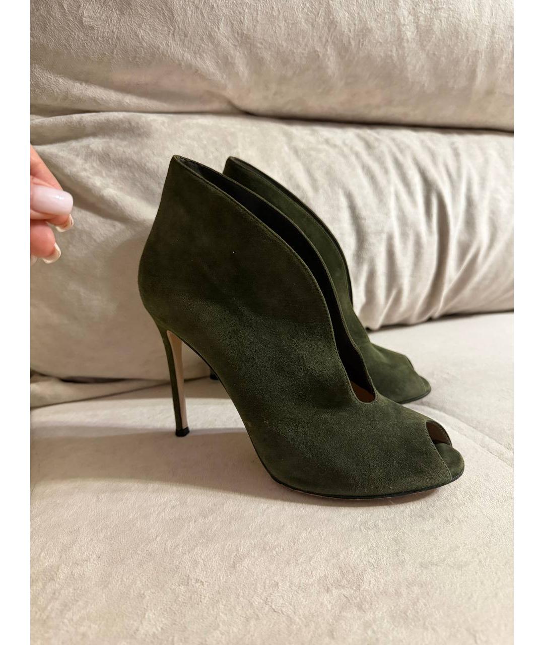 GIANVITO ROSSI Хаки замшевые туфли, фото 8