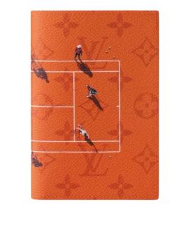 LOUIS VUITTON Обложка/футляр