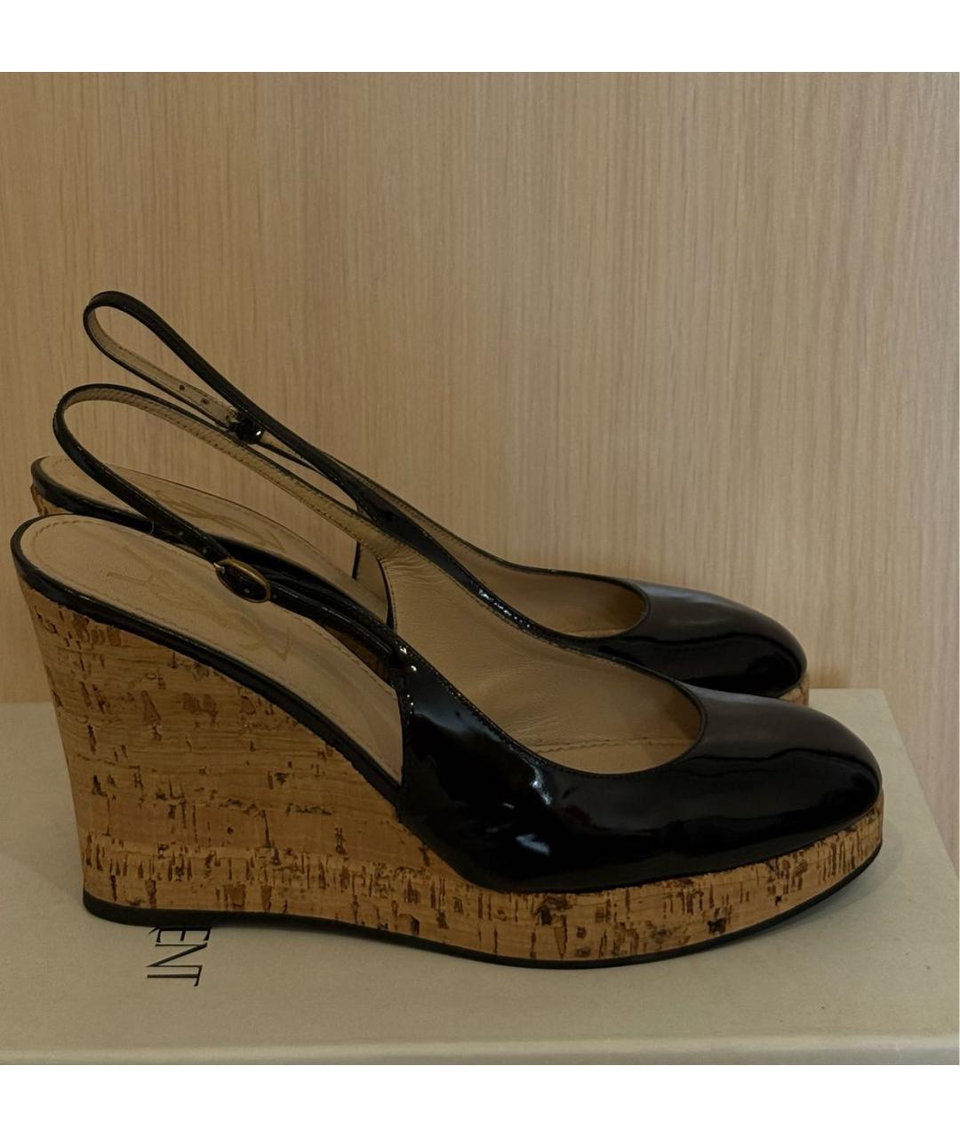 SAINT LAURENT Черные босоножки из лакированной кожи, фото 8