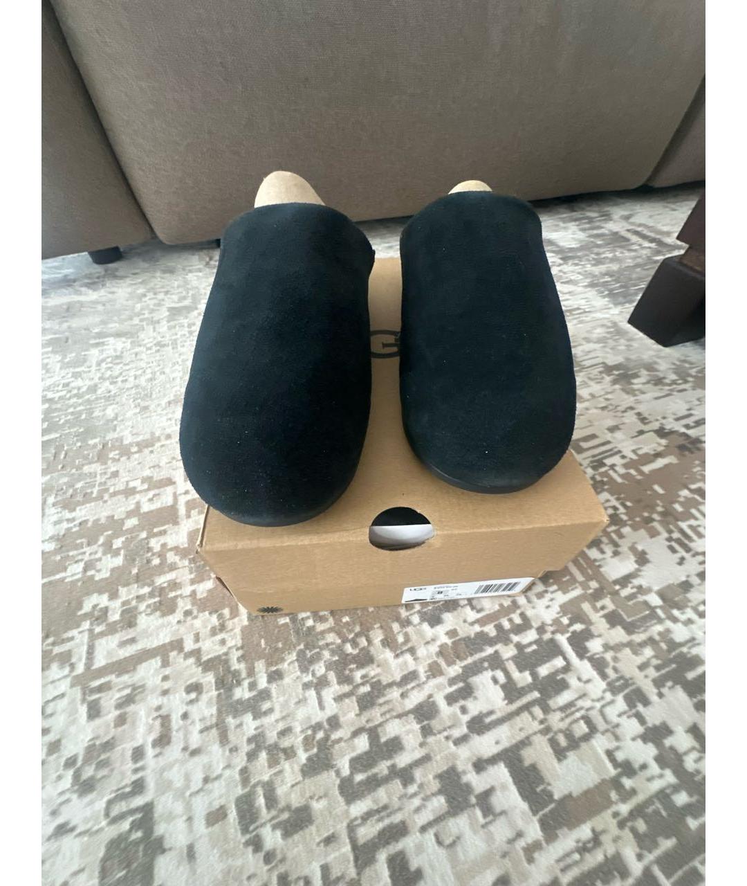 UGG AUSTRALIA Черные замшевые мюли, фото 2