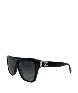 CHANEL Солнцезащитные очки