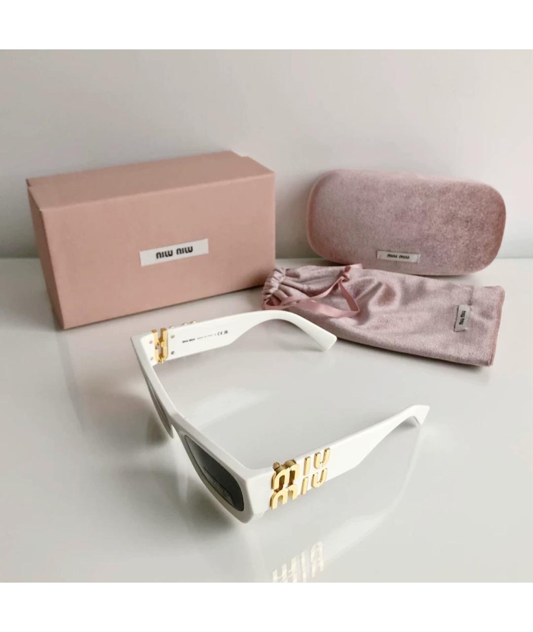 MIU MIU Белые пластиковые солнцезащитные очки, фото 2